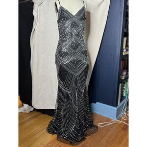 Babeyond Silver Art Deco 1920s Inspired Sequined Gown | NWT, size M